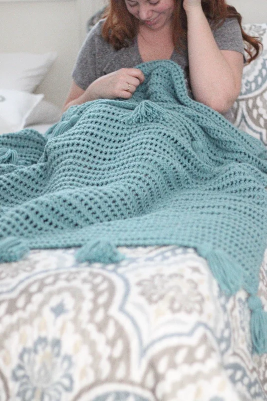 - Air box TSA certified check-inCrochet Kit - Sea Breeze Blanket
