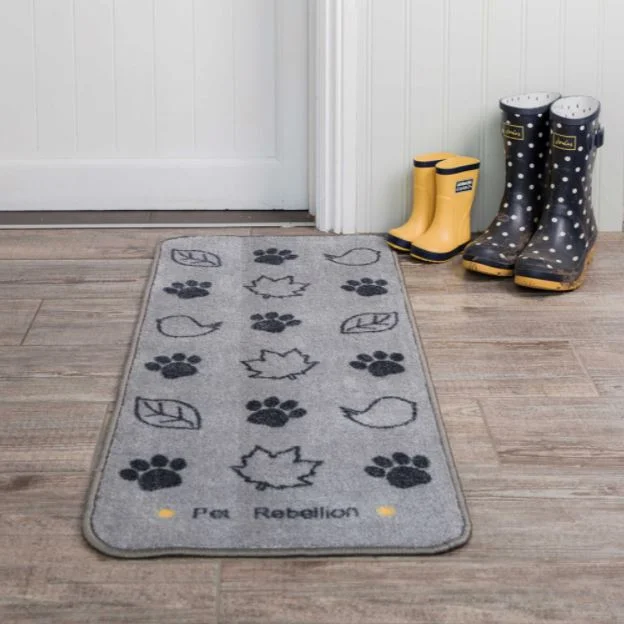 - Pregnant cat delivery room warming boxStop Muddy Paws Country Walk 45 X 100cm