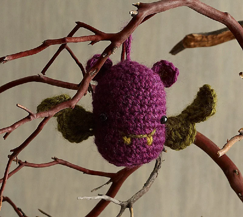 - Postoperative pet anti-licking Elizabethan collarHalloween Bat Ornament (Crochet)