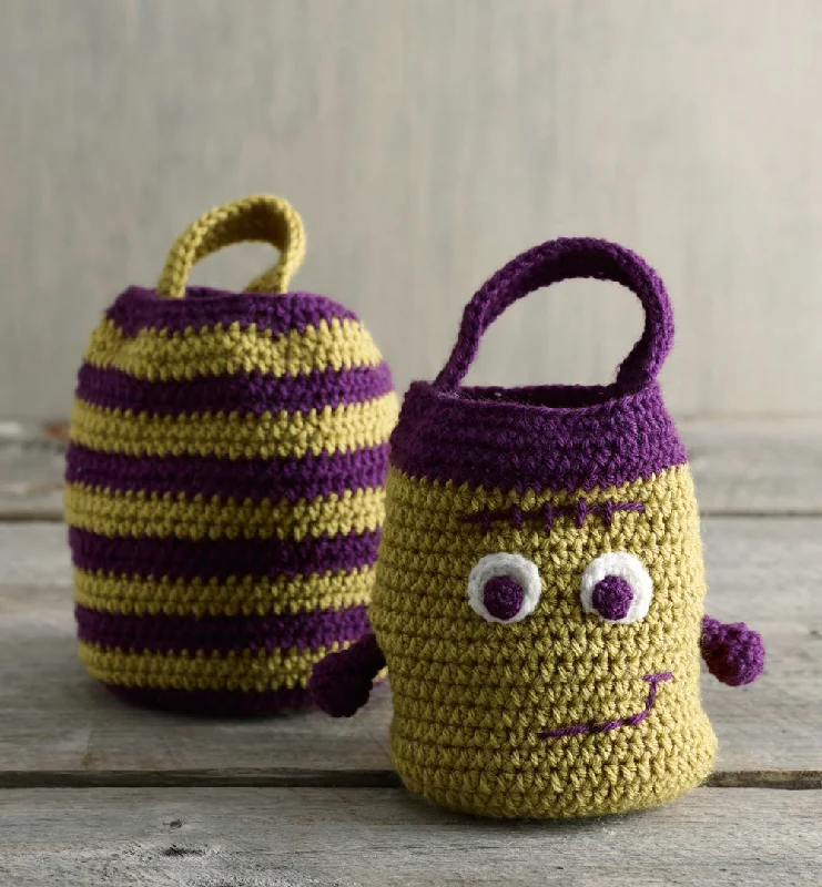 - Pet smart GPS locatorHalloween Treat Bags Pattern (Crochet)