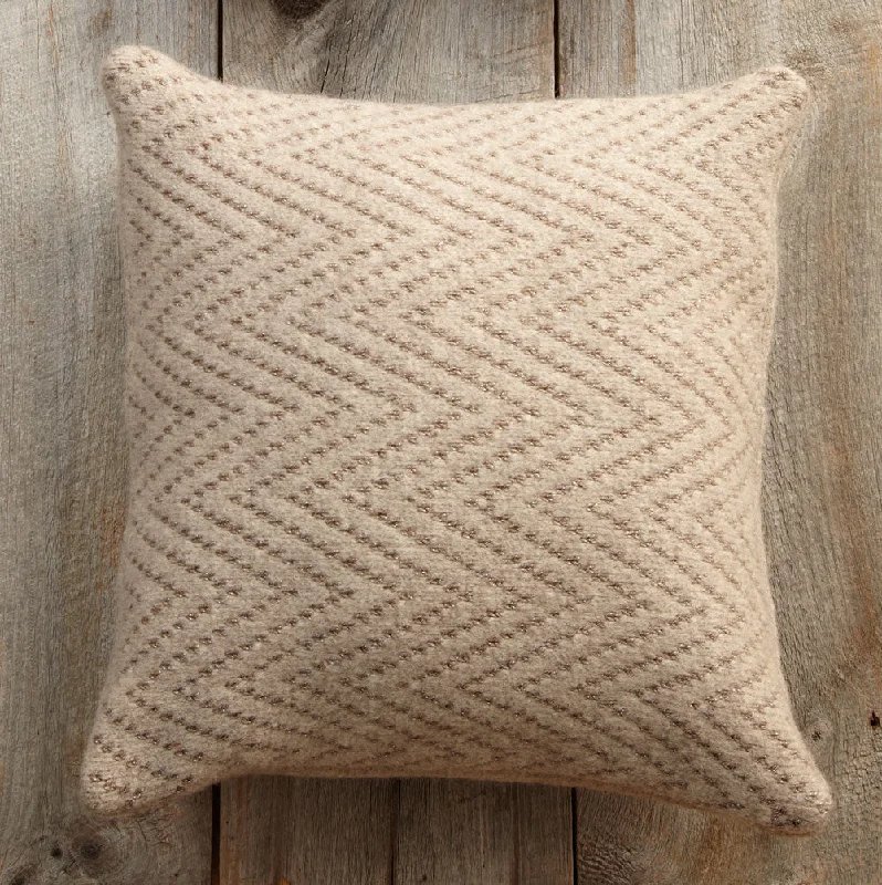 - Degradable pet feces bagChevron Felted Pillow Pattern (Knit)