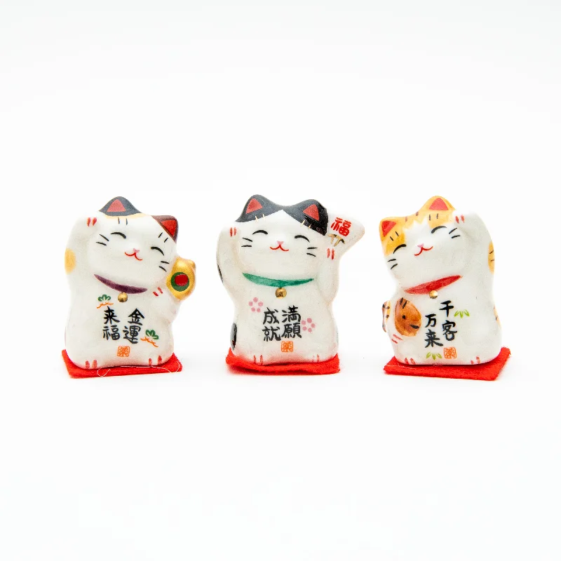 - Cat anti-jump window safety netBeckoning Cat Porcelain Ornament