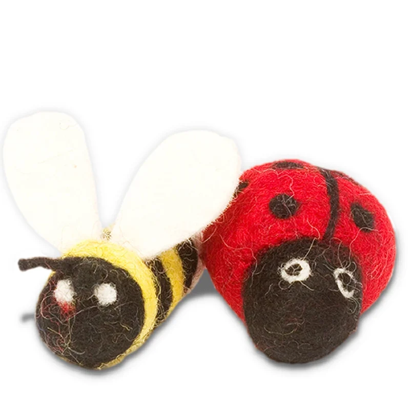 - Dog disposable foam shower gelDDKC Lady Bug Bee Wool Cat Toy 2 Pack