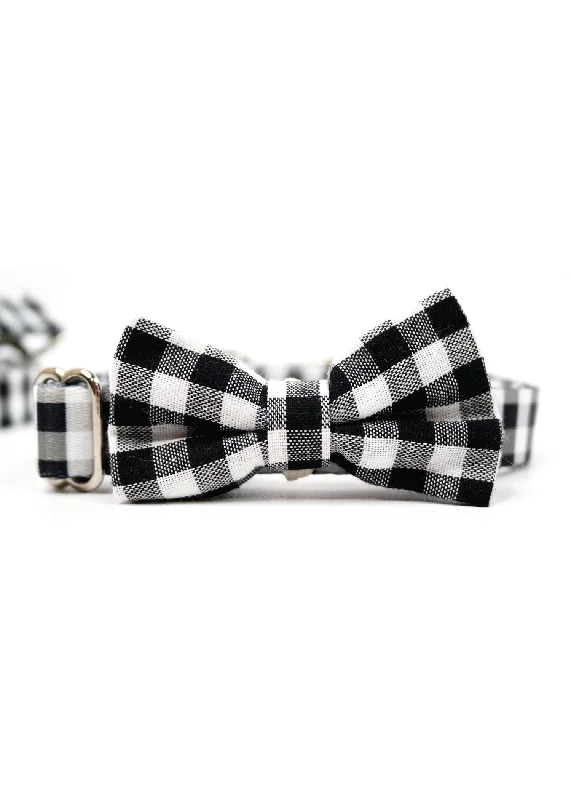   . **Cat collar bell model**BLACK AND WHITE ORGANIC CHECK COLLAR